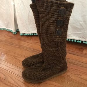 Tall, brown knit uggs